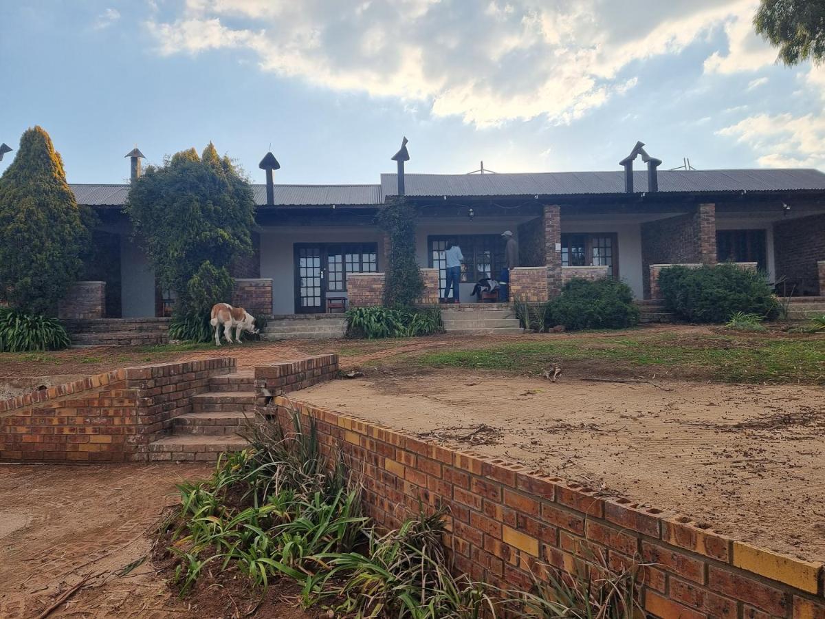 Valley View Dullstroom - Check In At The Highlander Hotel מראה חיצוני תמונה
